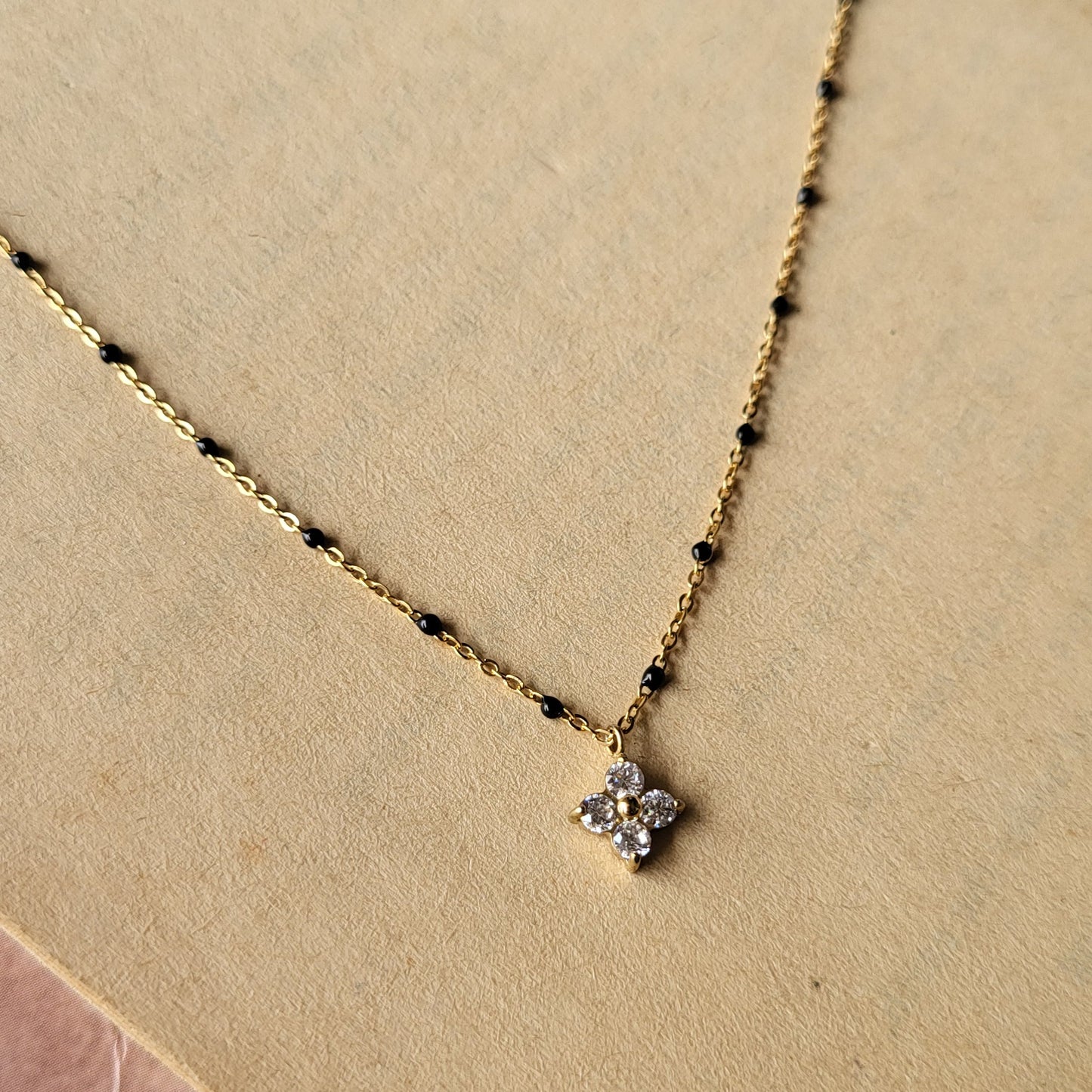 Clover mangalsutra