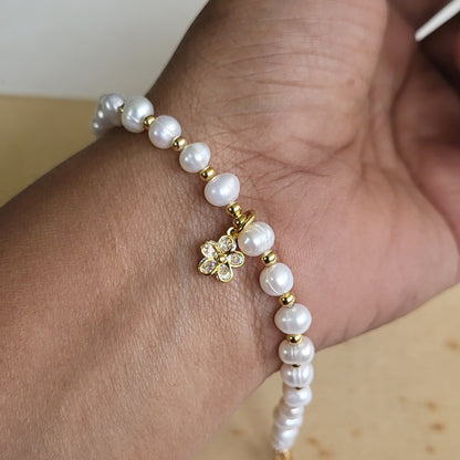 Pearl bracelet (FLOWER)