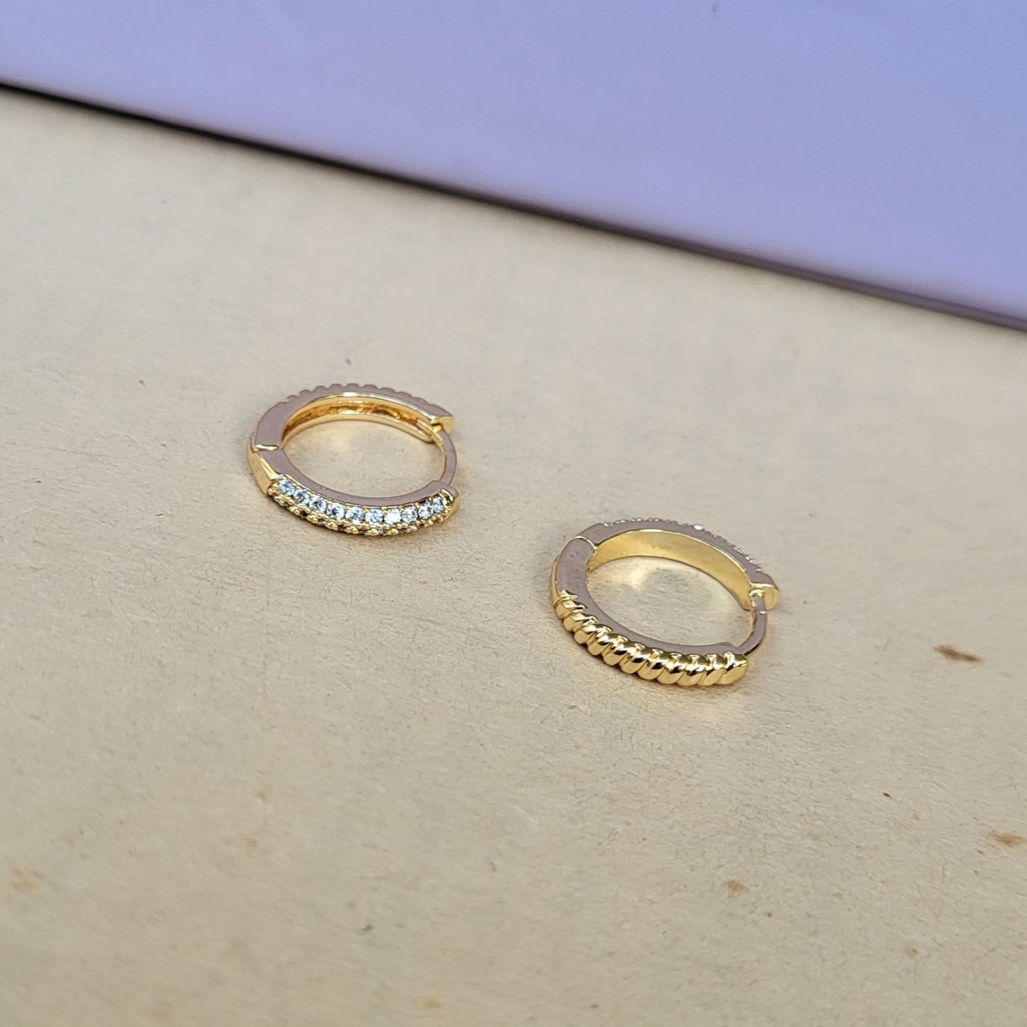 Dual look hoops