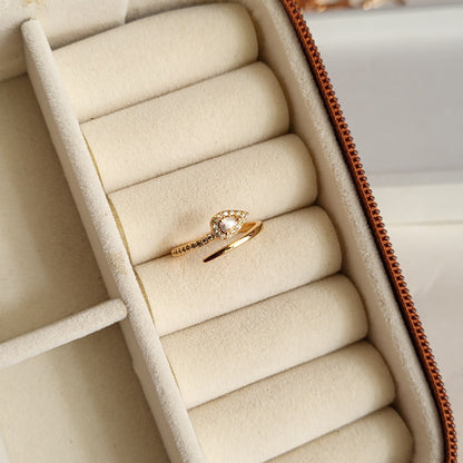 Leela ring