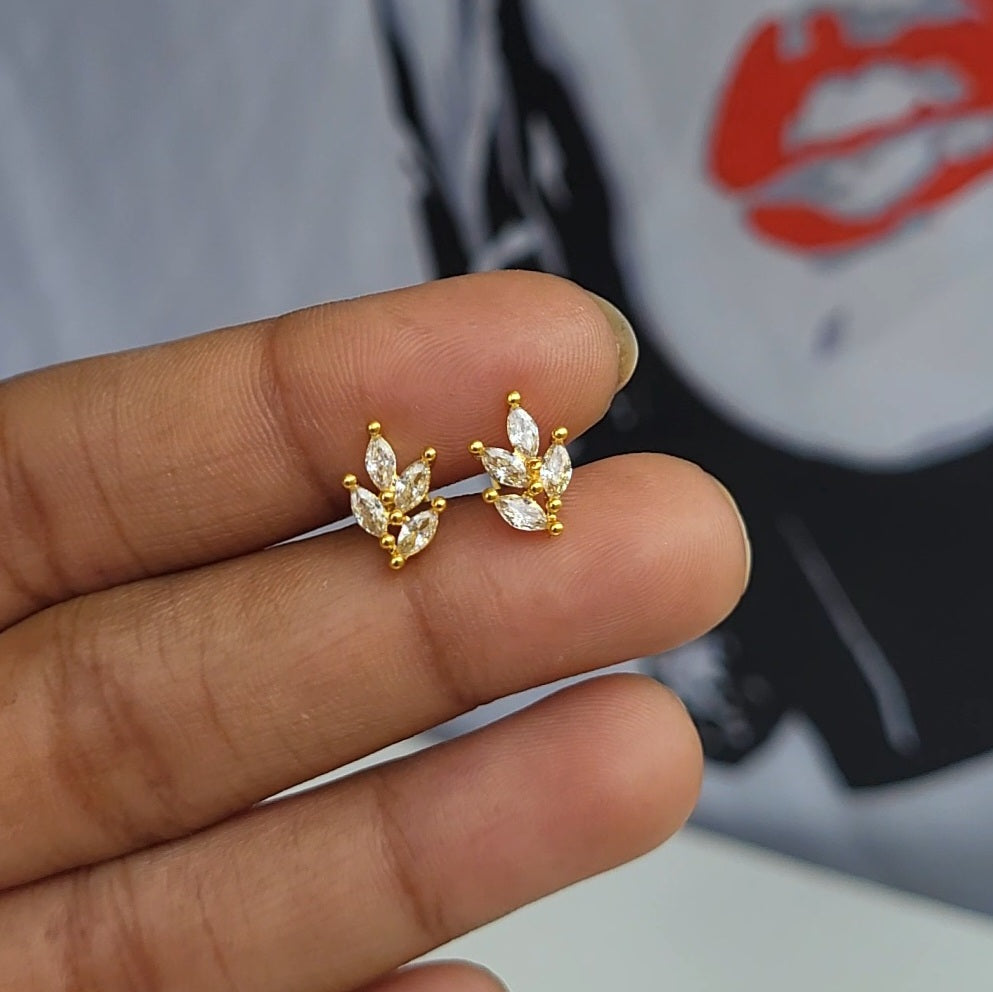 Latha mini studs (ball screwback)