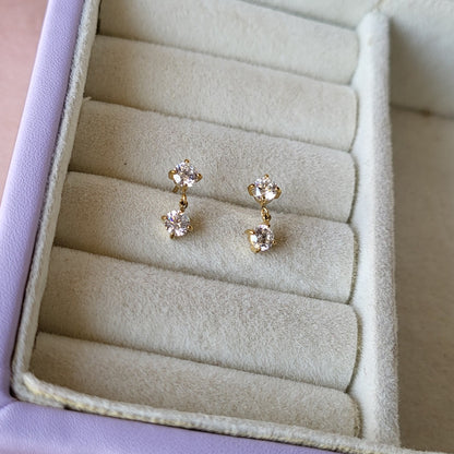 Lola drop studs