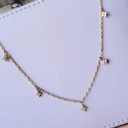 Clover drops necklace