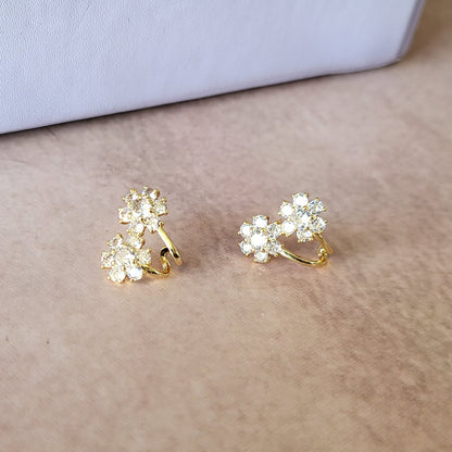 Dual flower hook studs