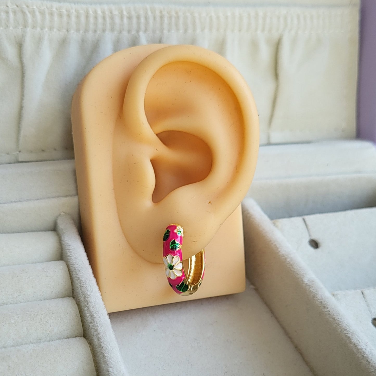 Vintage enamel hoops