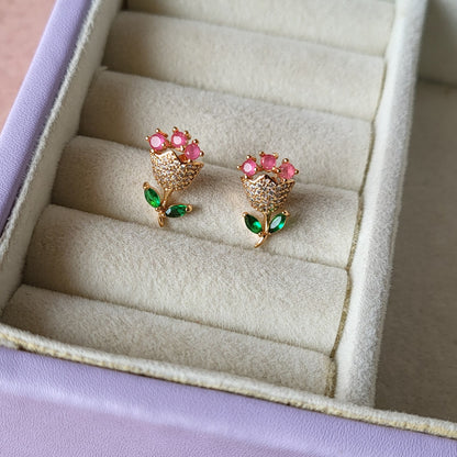 Yaara studs