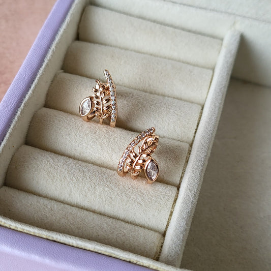 Hosanna cuff studs