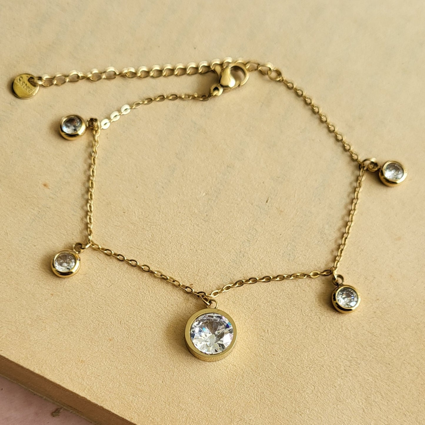 Bindu drops bracelet