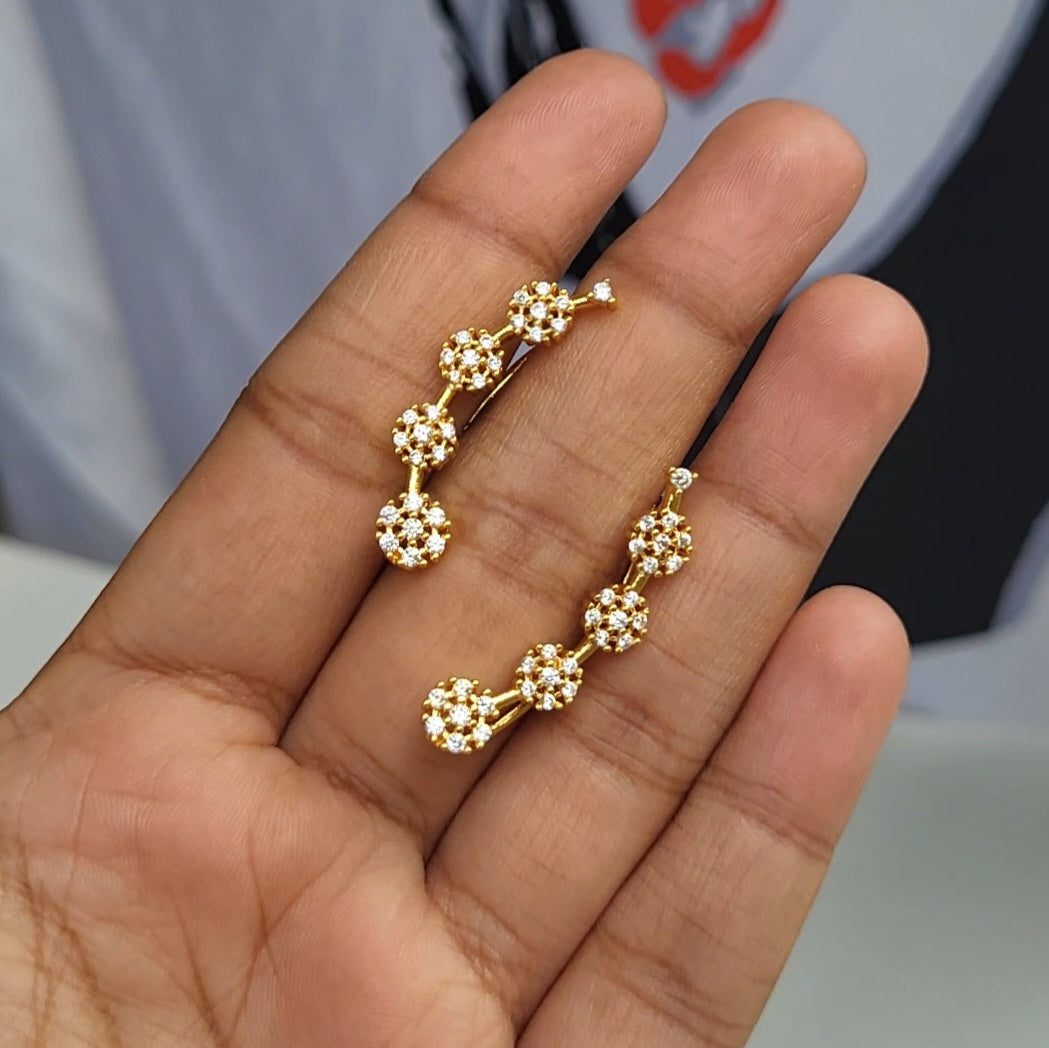 Floral earcuff