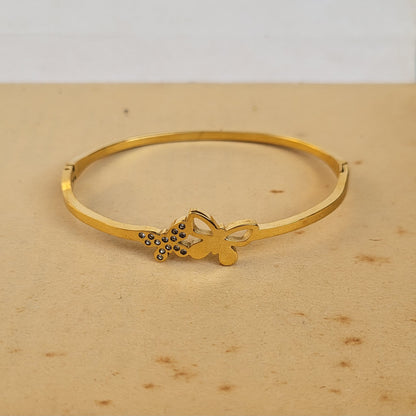 Butterfly kada