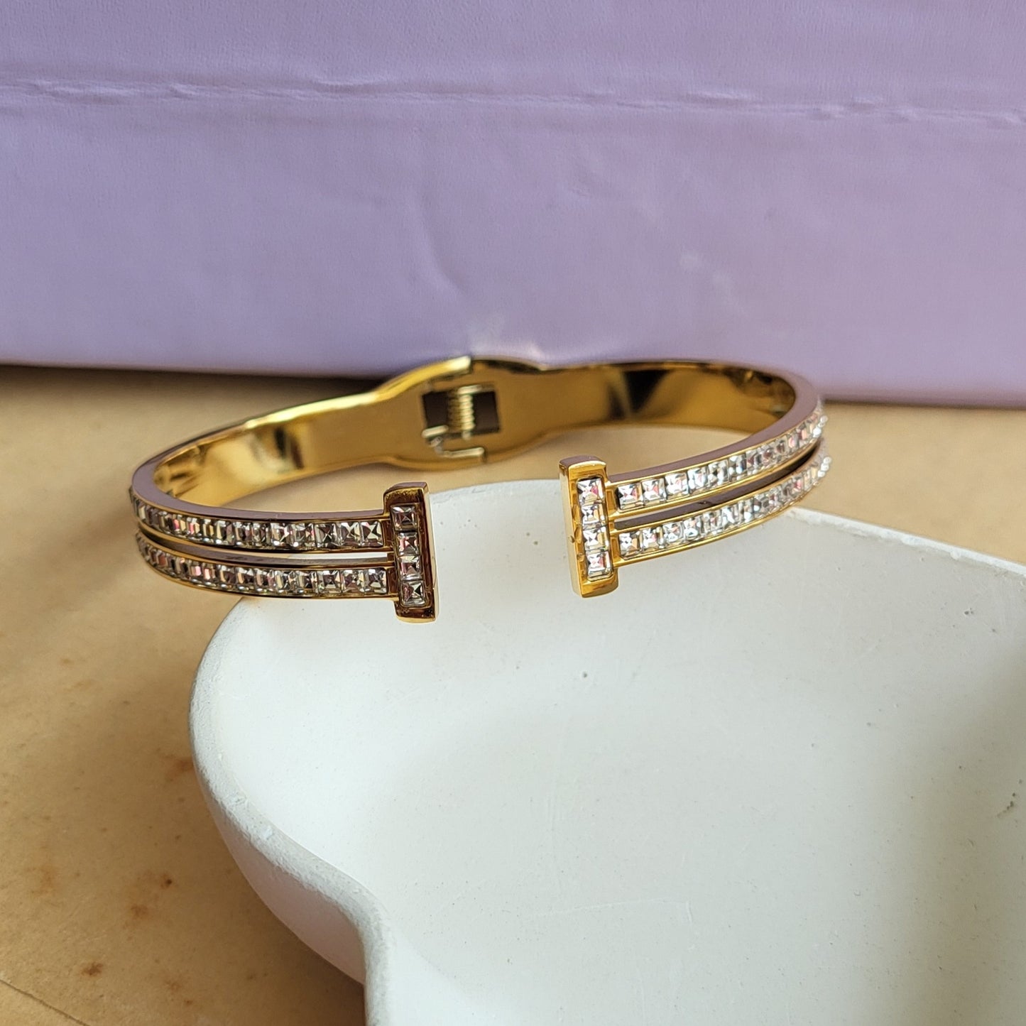 Krystle cuff kada
