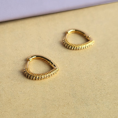 Mona hoops
