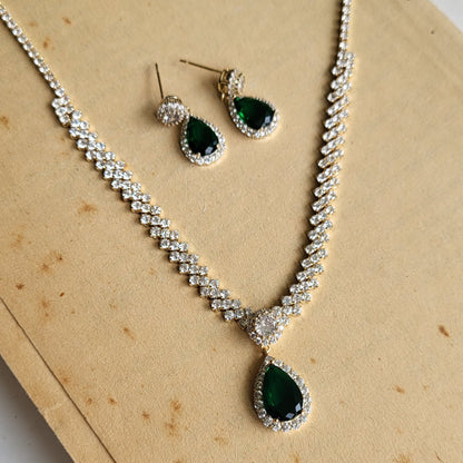 Sam necklace