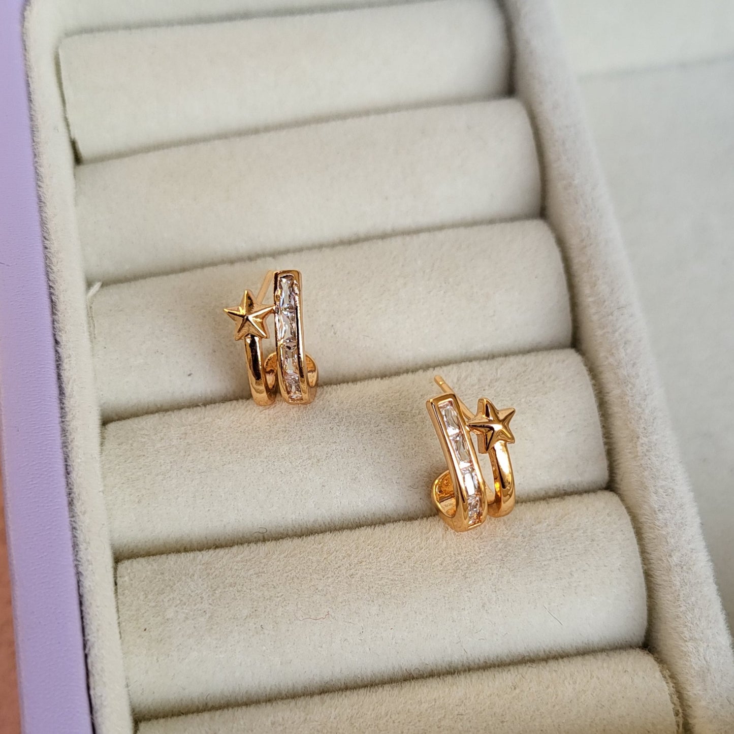 Star hook studs
