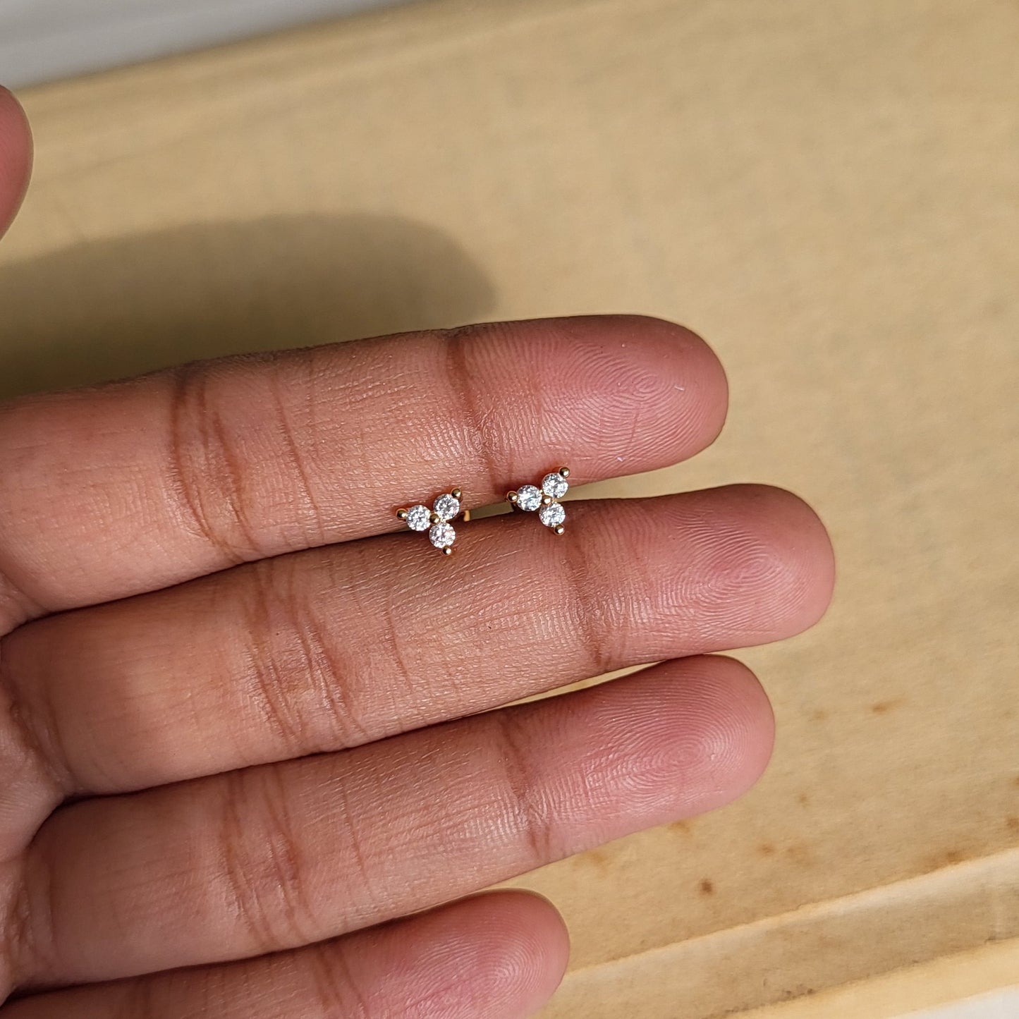 Pankh mini studs(ball screwback)