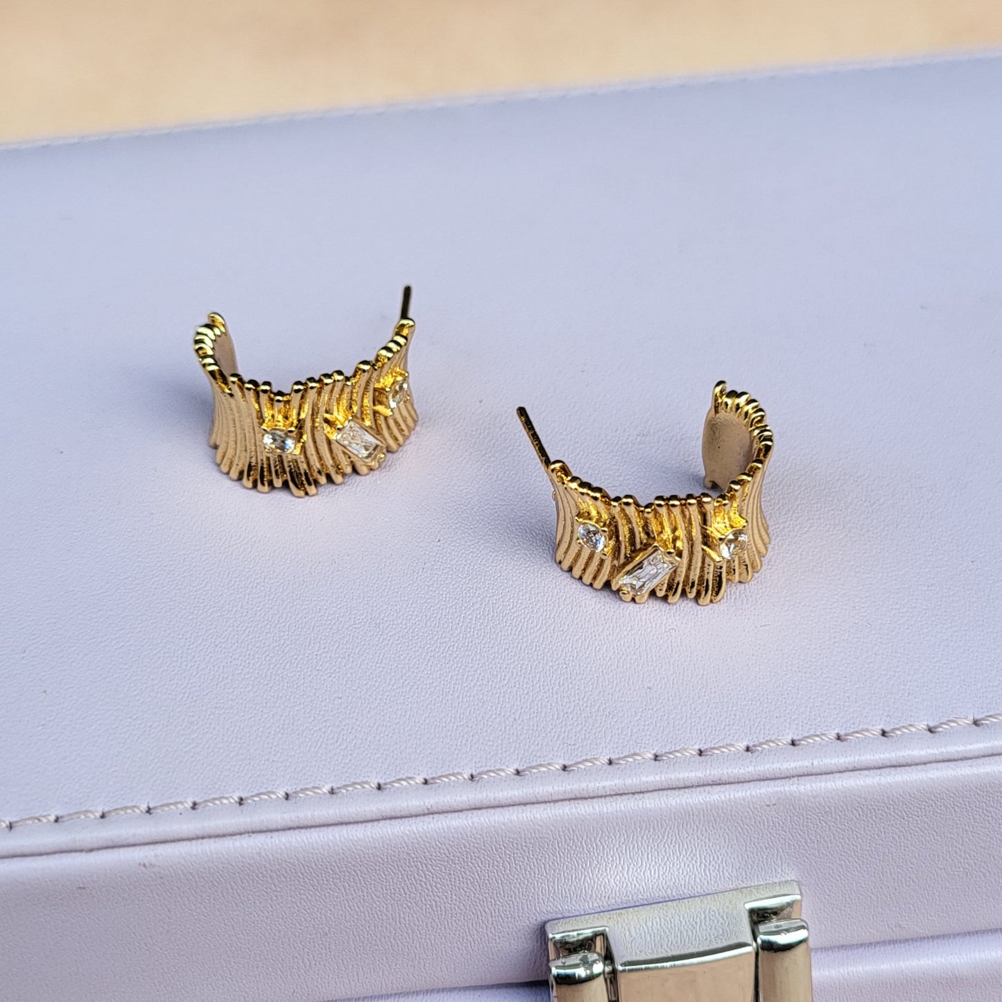 Shiney hook studs