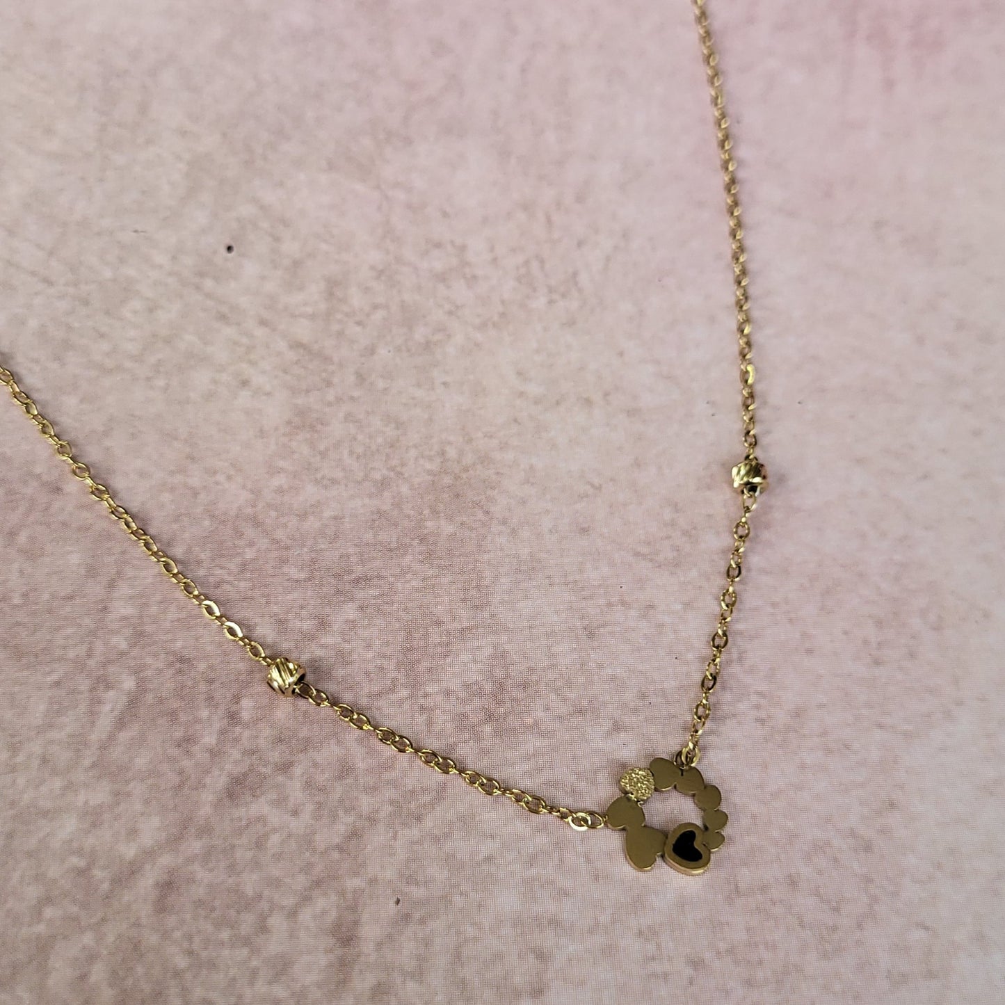 Gold heart necklace