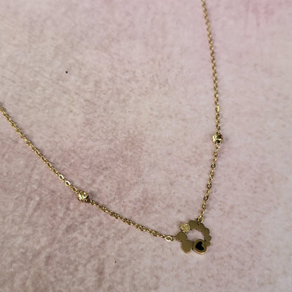 Gold heart necklace