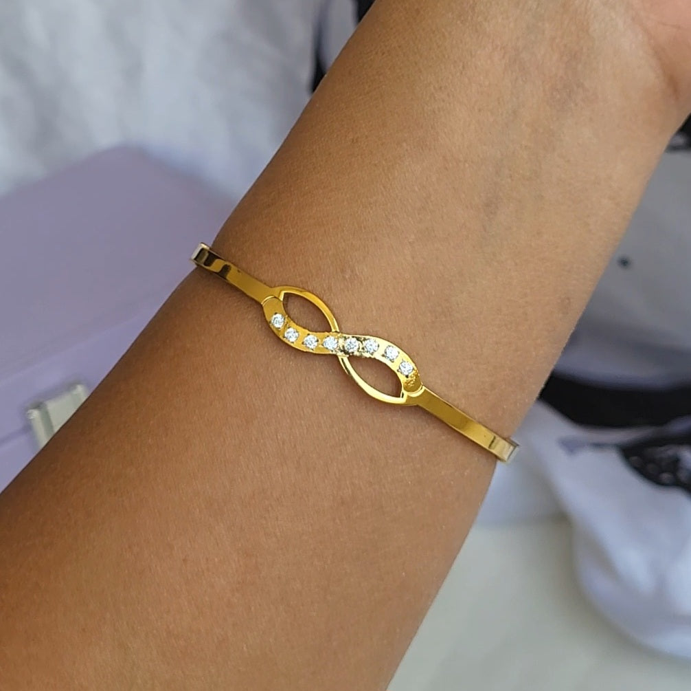 Infinity kada (thin wrists)
