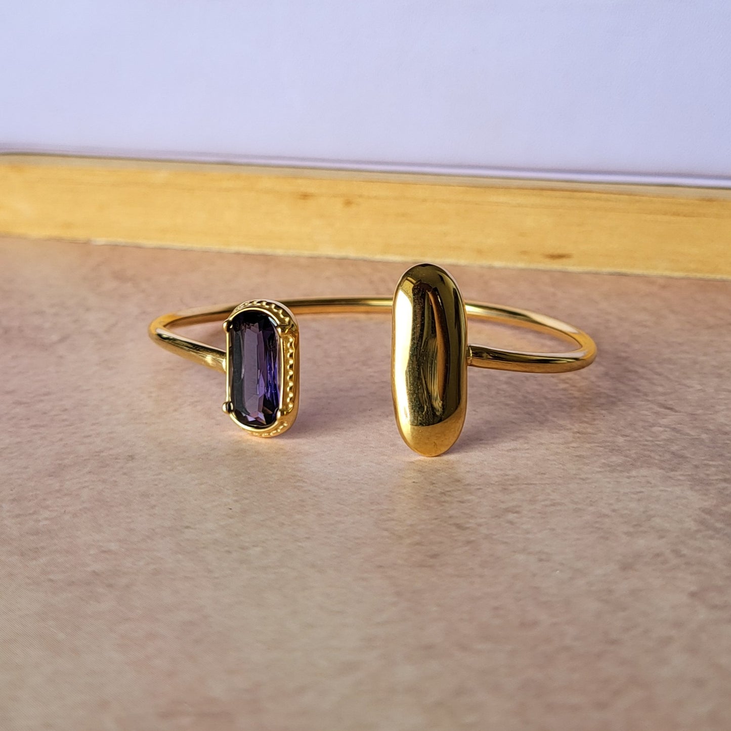 Candy cuff