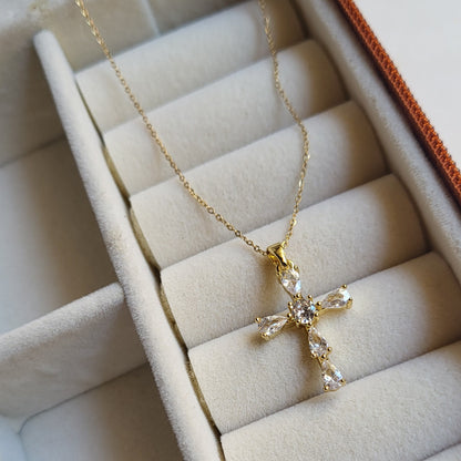 Cross pendent chain