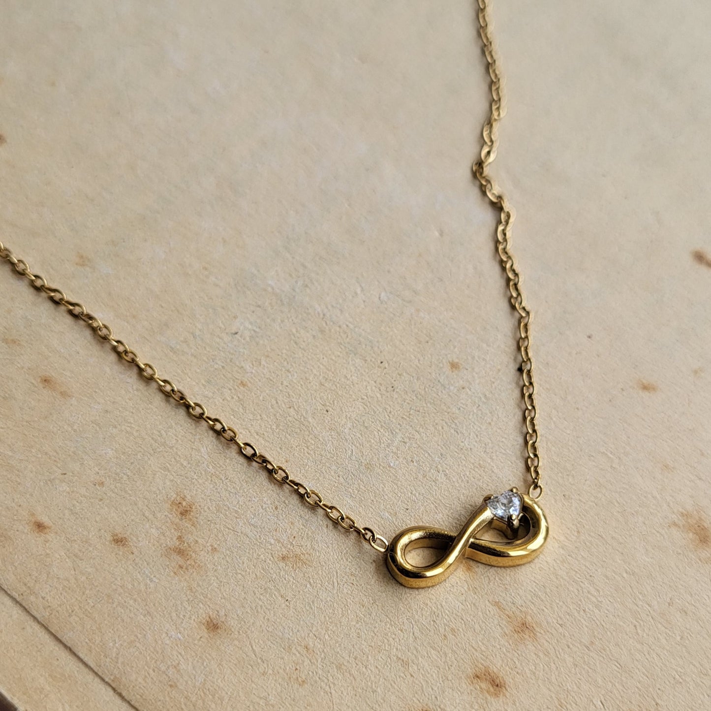 Cupid infinity pendant chain