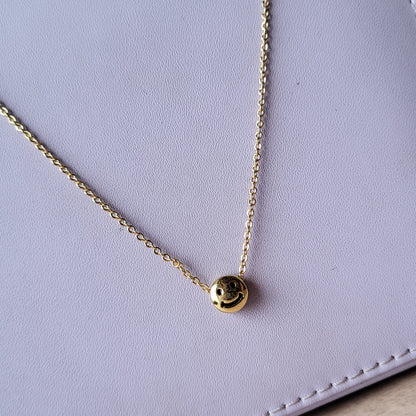 Smiley pendant chain