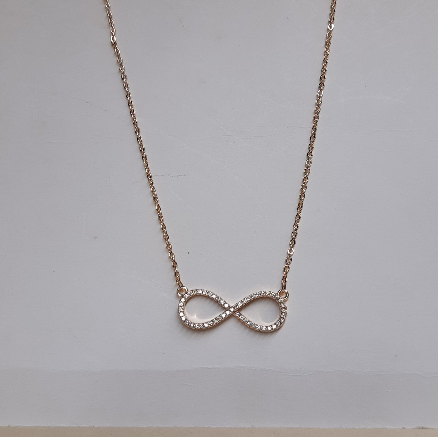 INFINITY pendant chain