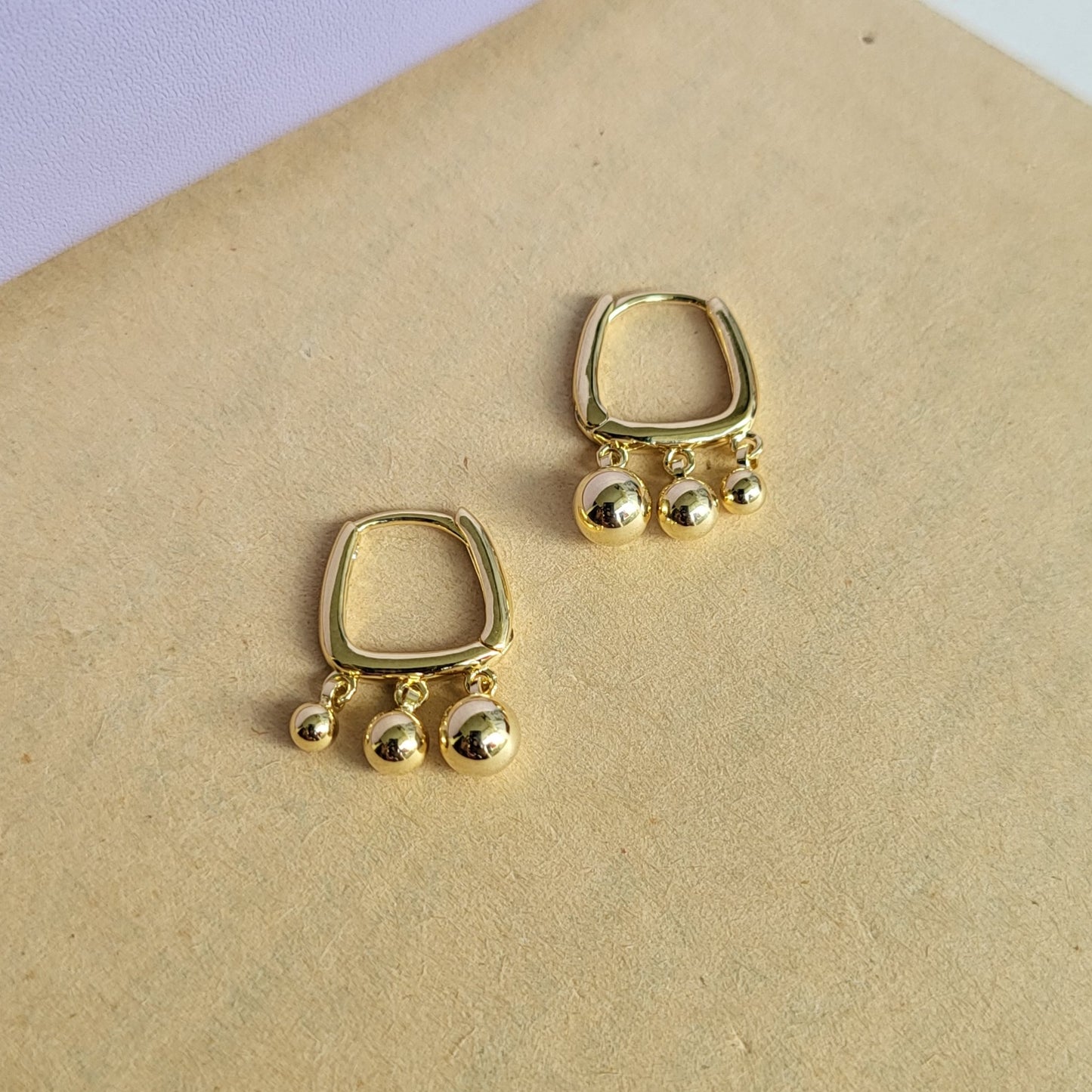 Goldie drops