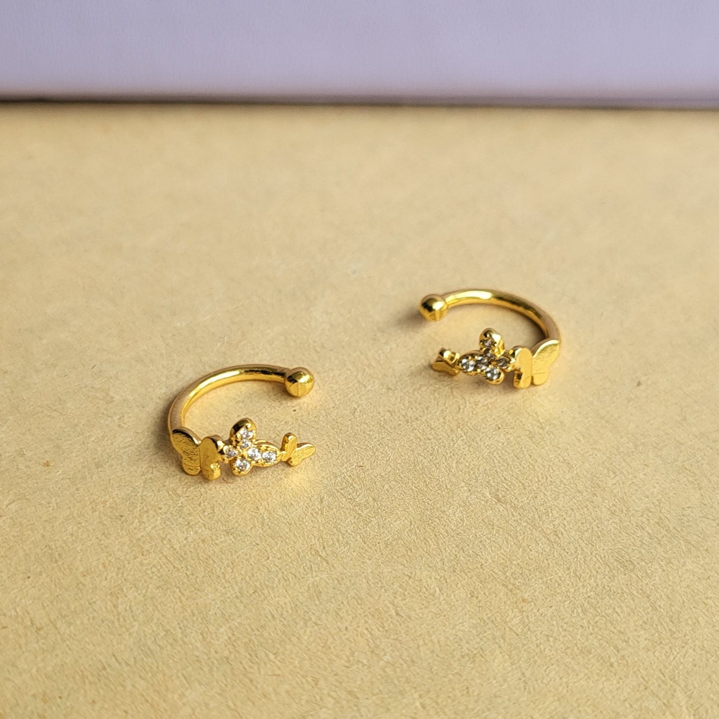 Iva earclips