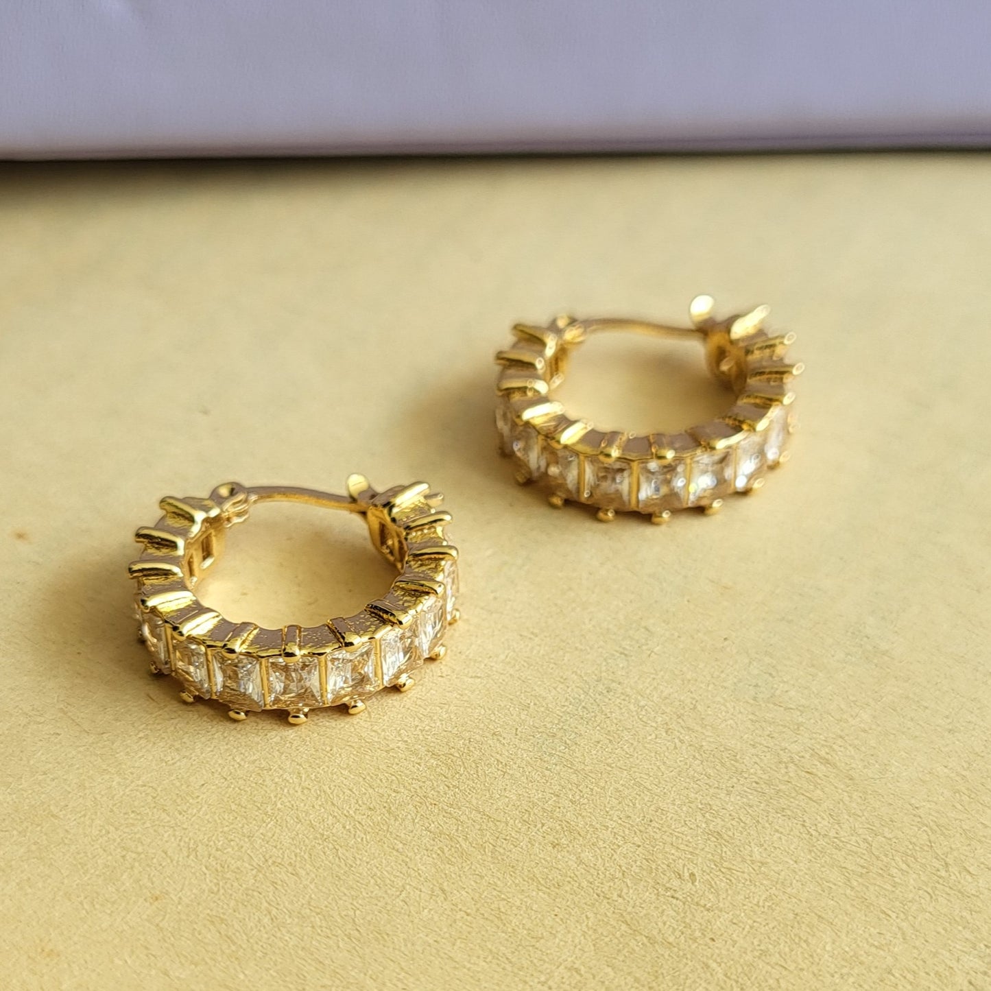 Tina hoops