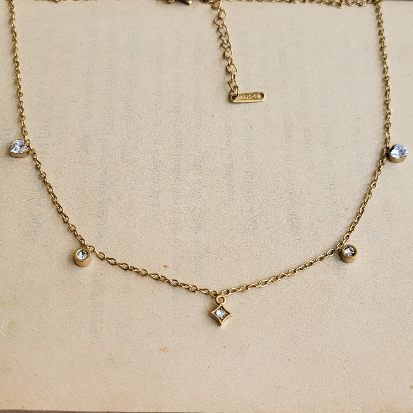 Stella necklace