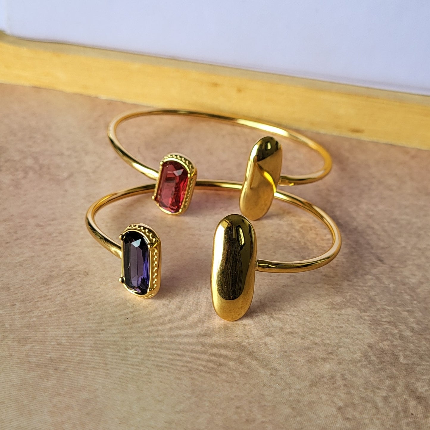 Candy cuff