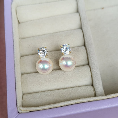 Pearl studs