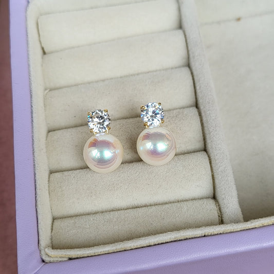 Pearl studs