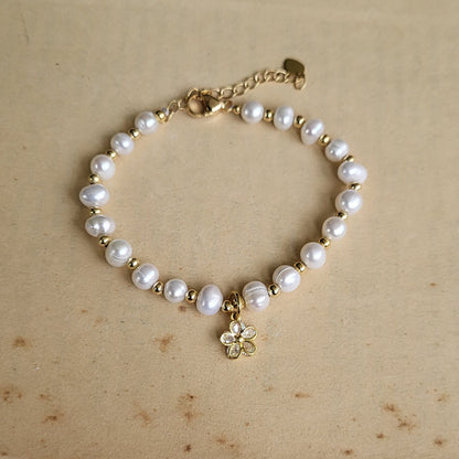 Pearl bracelet (FLOWER)