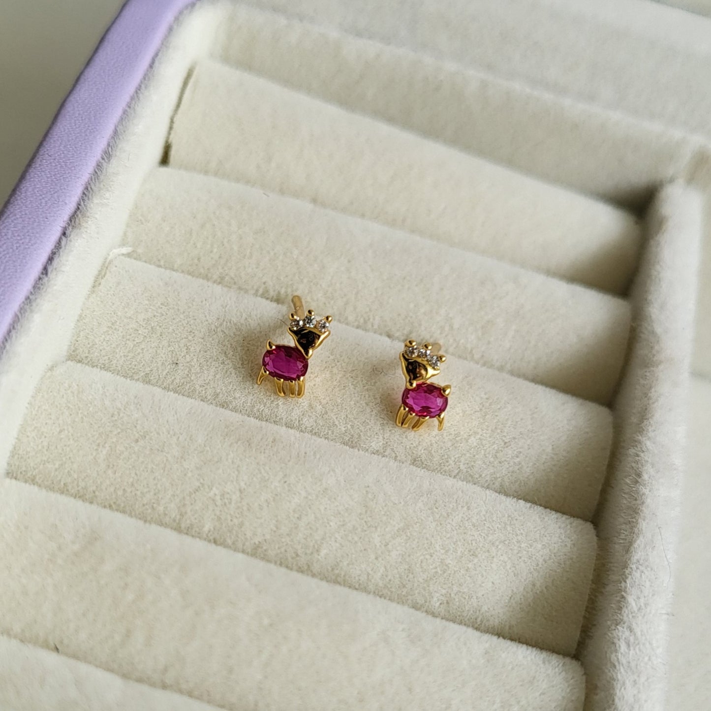 Deer mini studs