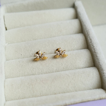 Willow mini studs (flat screwback)
