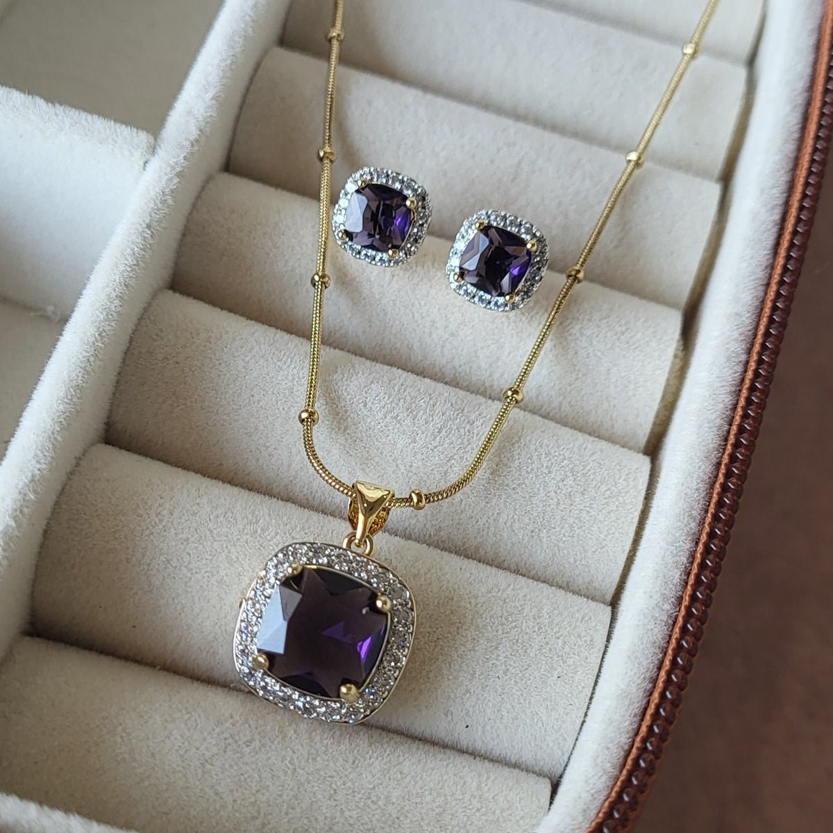 Saba pendant set (Purple)