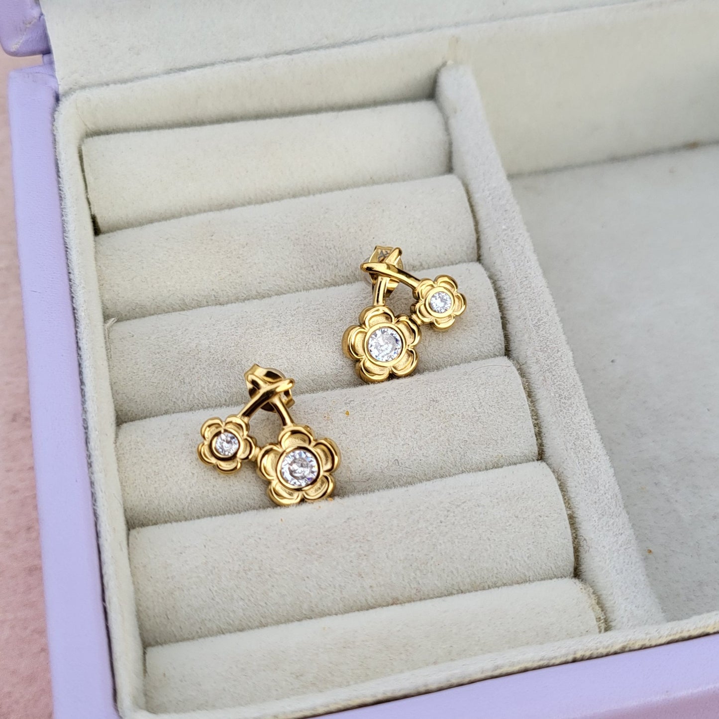 Dual flower studs