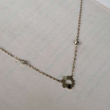 Gold heart necklace