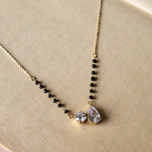 Lolita mangalsutra