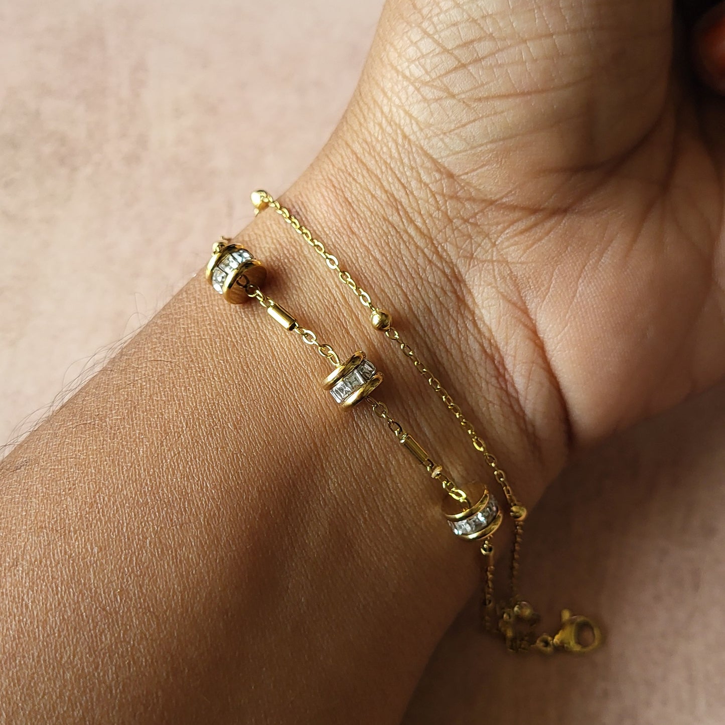 Roll layered bracelet