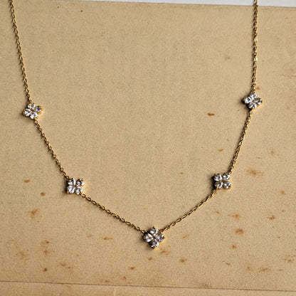 Fleur necklace
