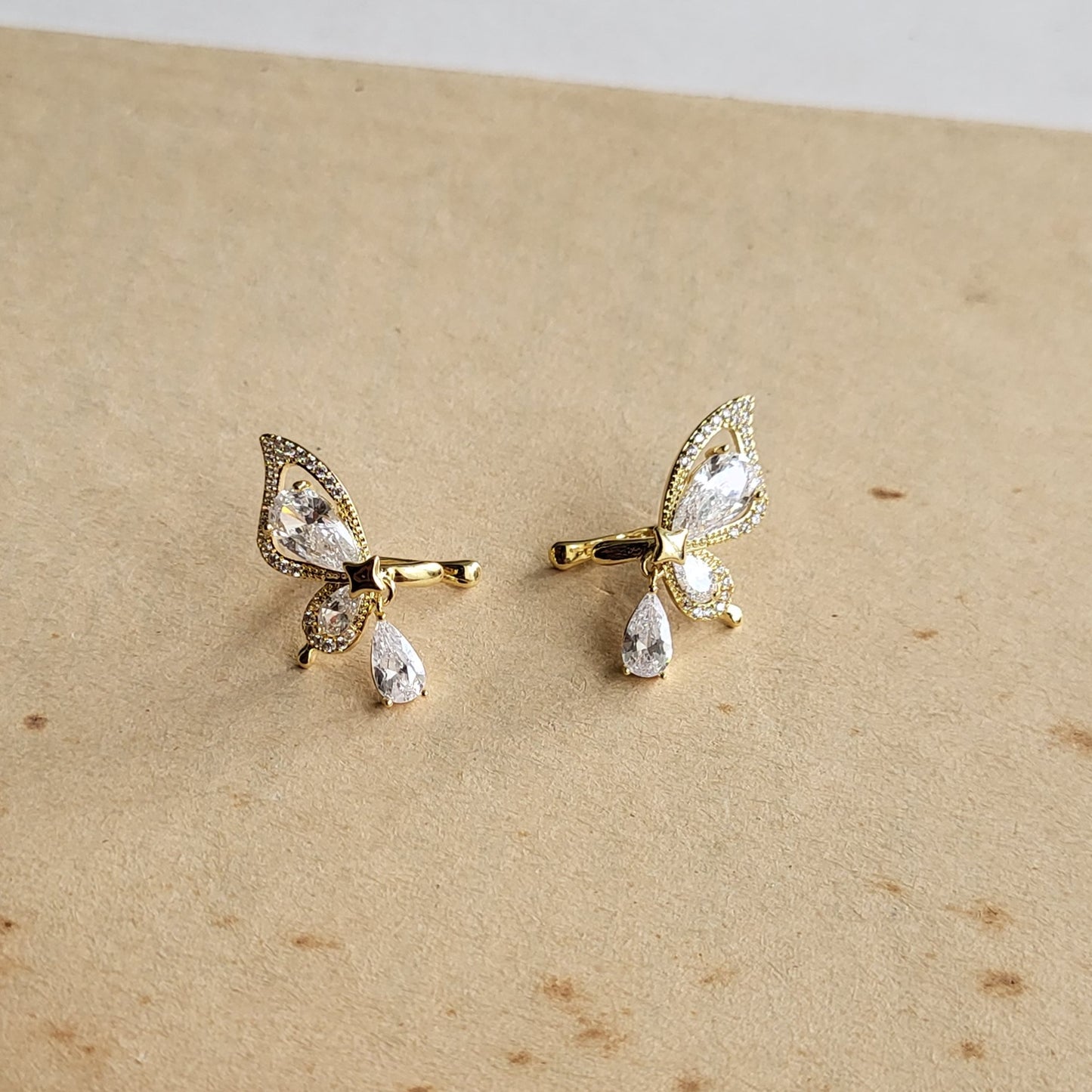 Iva earcuffs (pair)