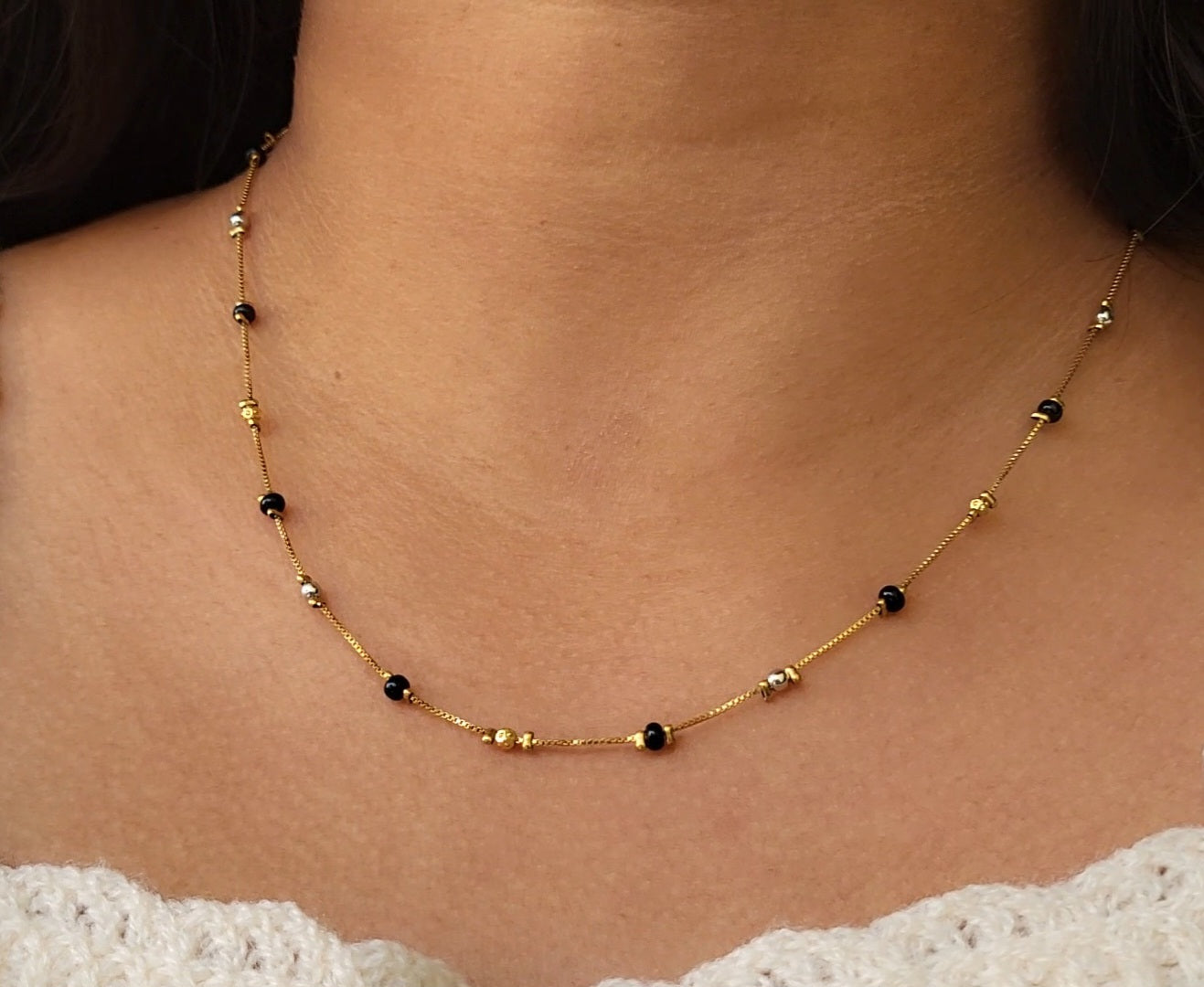 Black beads chain