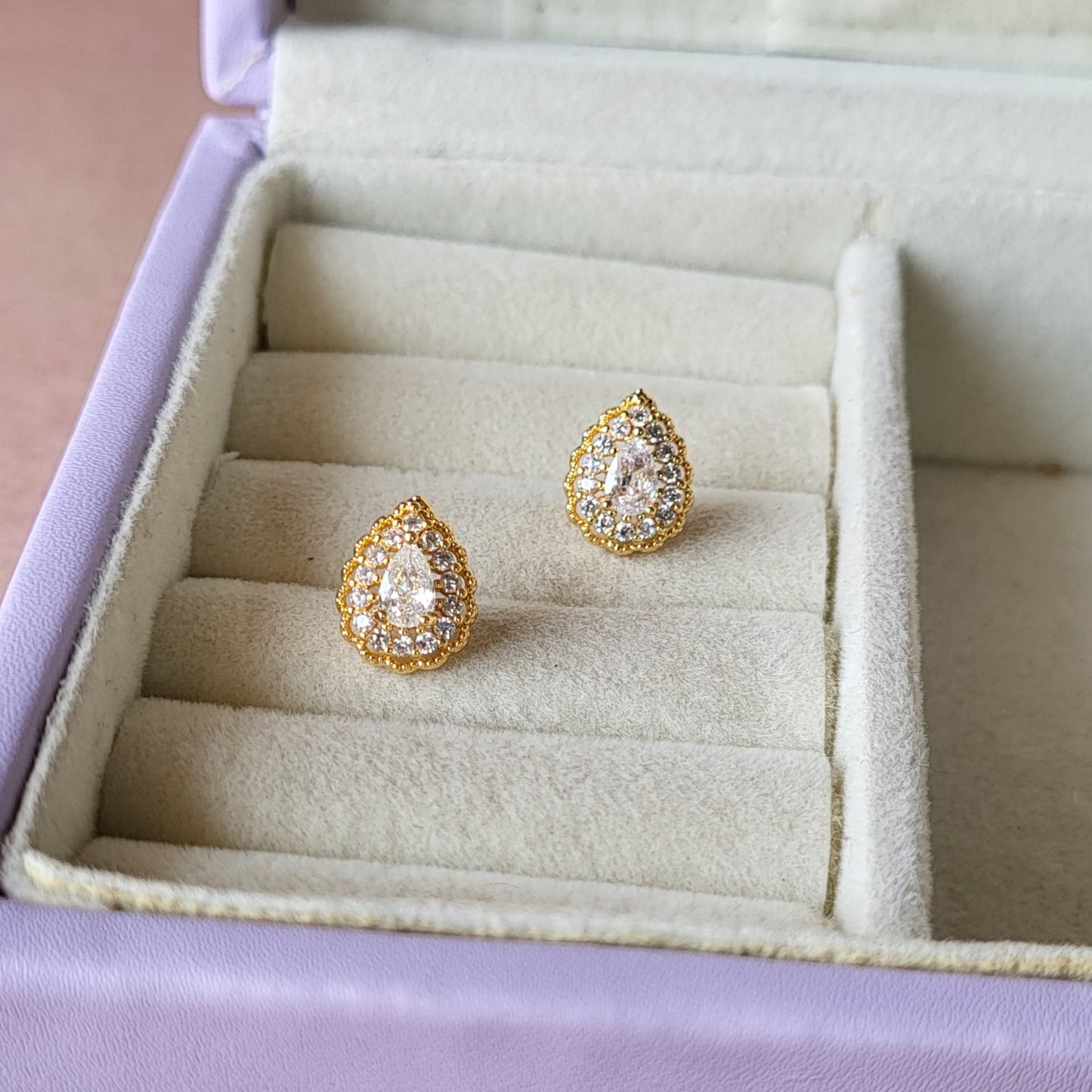 Pear drop studs