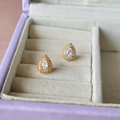 Pear drop studs