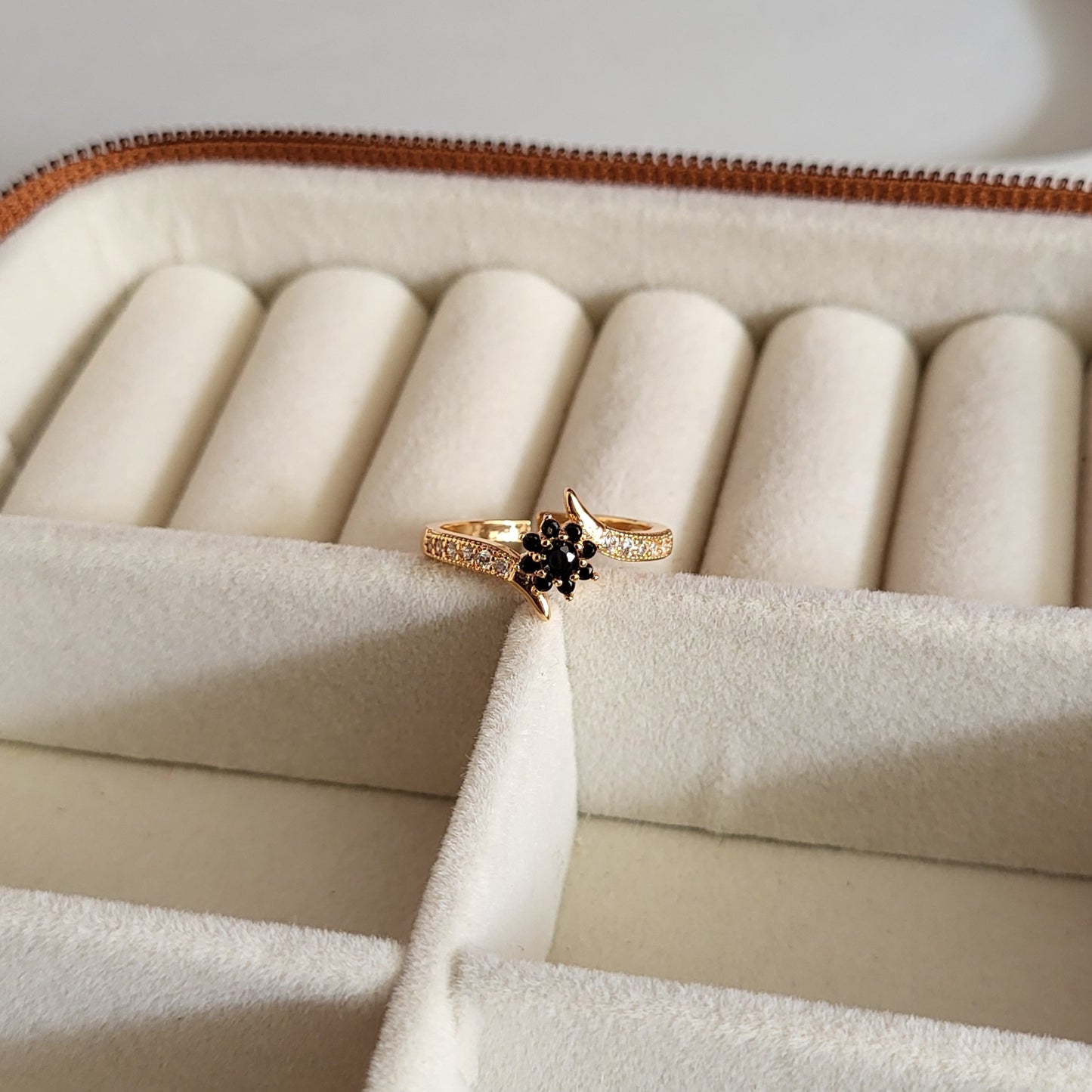 Belle ring
