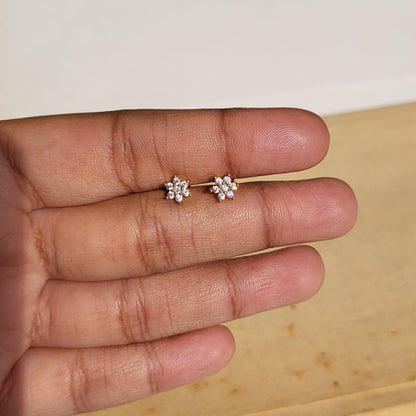 Bloom mini studs(ball screwback)